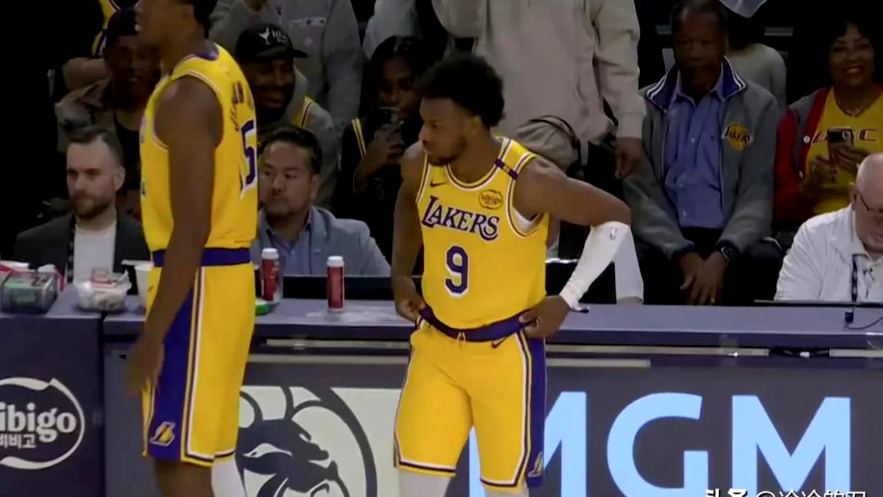 KAIYUN-Ming意外战胜湖人，领先优势明显引爆全场！