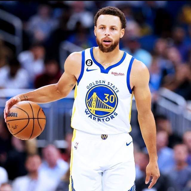 开云-包含Ming连续十场比赛得分超过比分优势明显，雄鹿挑战极限！的词条